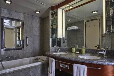 Silversea, Silver Whisper, Silver Suite 2.jpeg